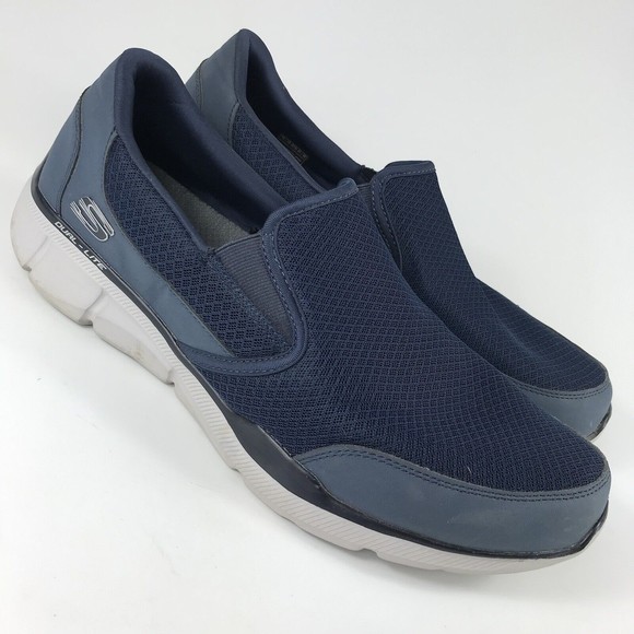 52937 skechers sale
